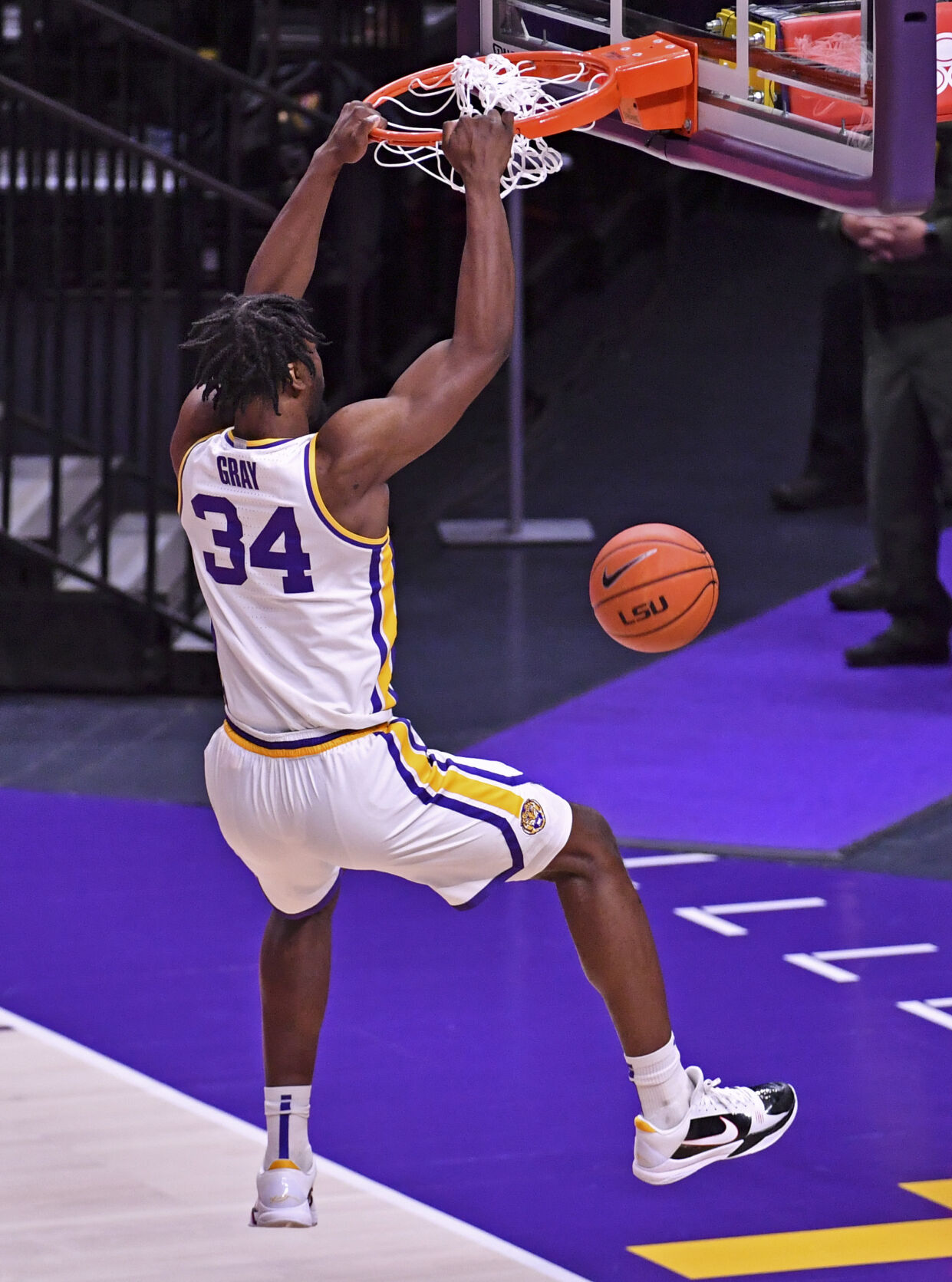 BR.lsuauburnbasketball.022121 HS 860.JPG